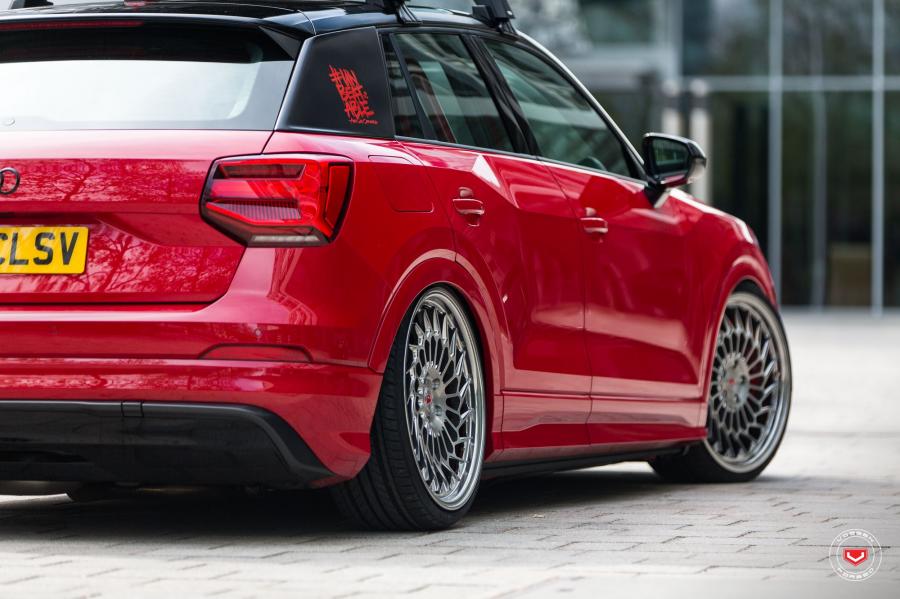 Детали экстерьера Audi Q2 on Vossen Wheels (ML-R2) 2017 года  (фото 4 из 128)